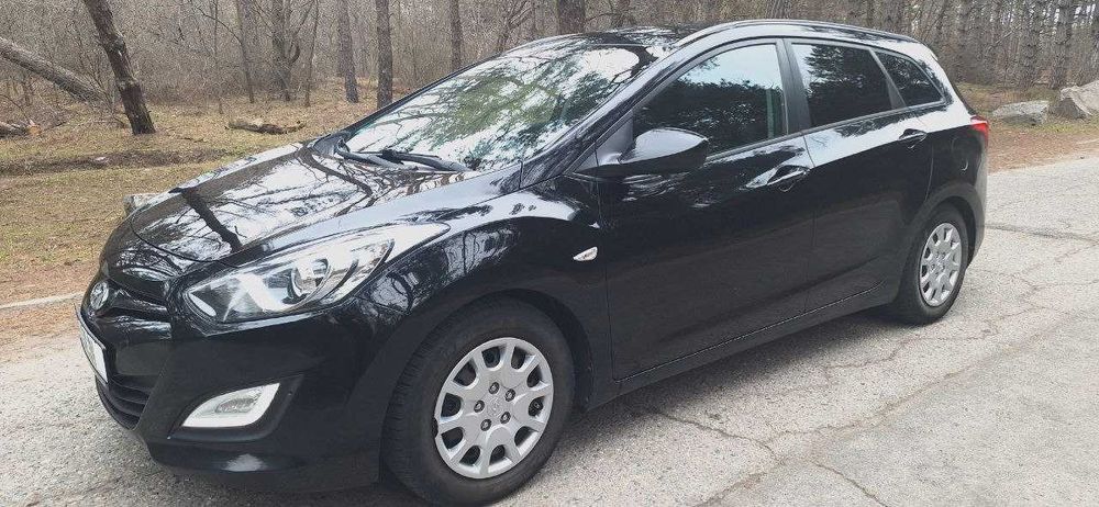 Hyundai i30 2014 (Декабрь) – Богатая комплектация, из Чехии!