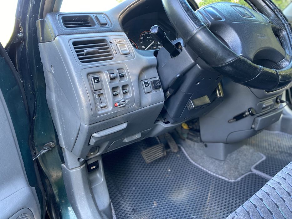 Honda CR-V  2.0 АКПП Бенз-газ