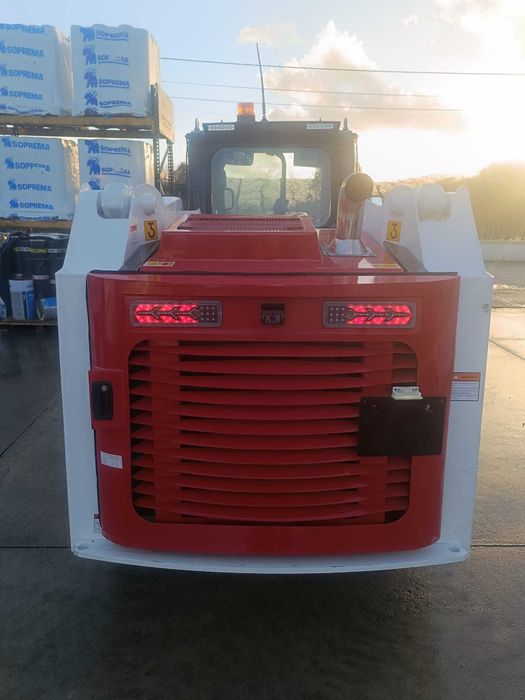 Bobcat Minicarregador, pá carregadora YANMAR