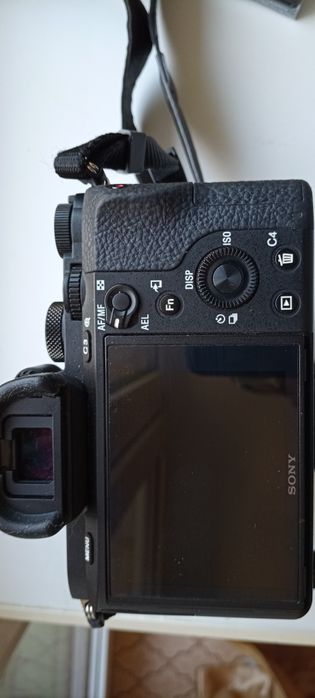 Продам фотокамеру SonyA7m2