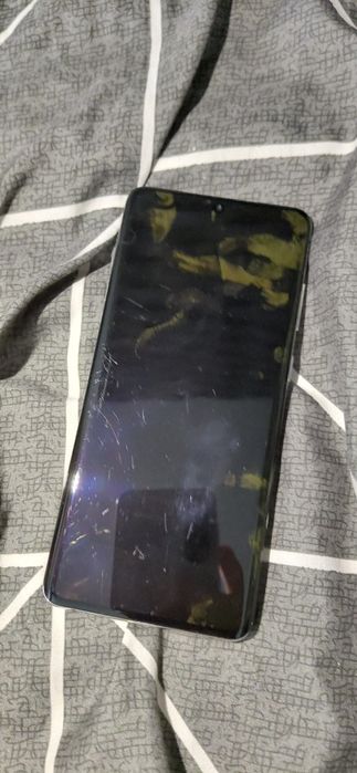 Samsung s20+ на запчасти