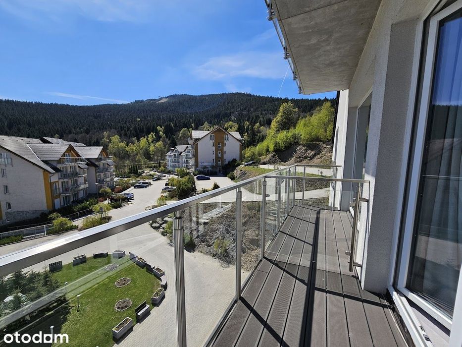 Apartament inwestycyjny w sercu Czarnej Góry widok na stok, parking