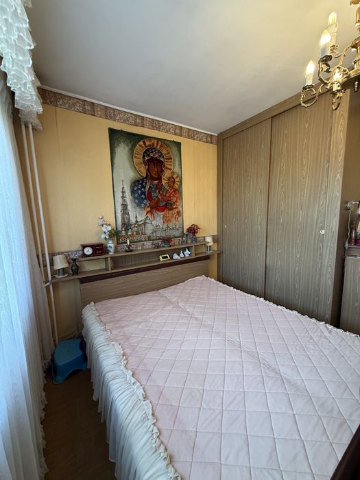 M4 ul.Kasprowicza . 2 piętro . Blok