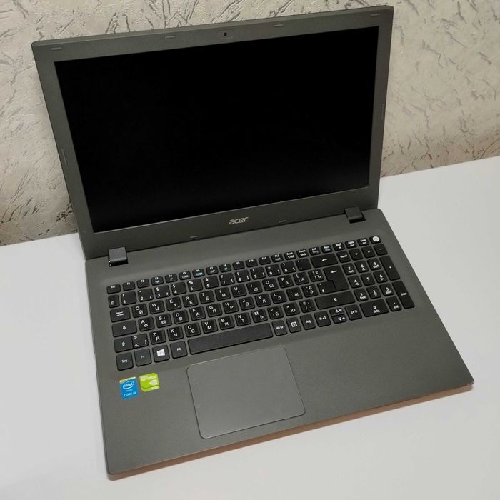 Ноутбук Acer E5-573G |Core i5-4210U| видео 2гб| 8/1000 гб | батарея 2ч