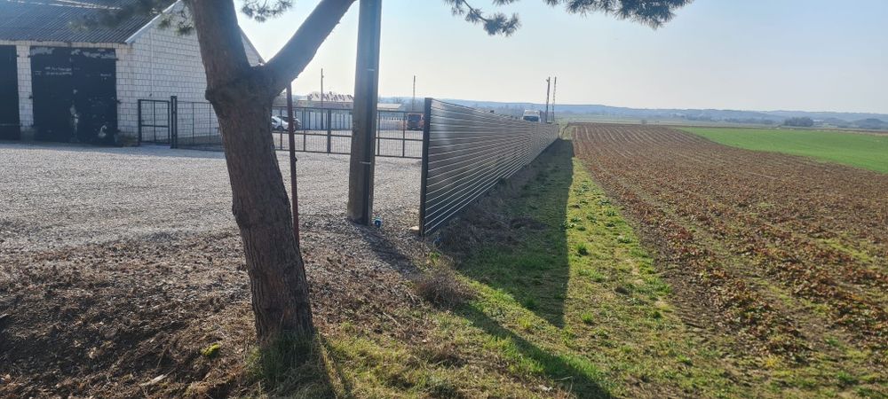 Plac parkingowy monitorowany