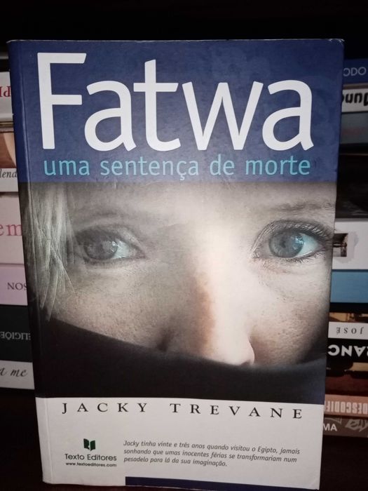 Livros vários:romances, história real e decoração