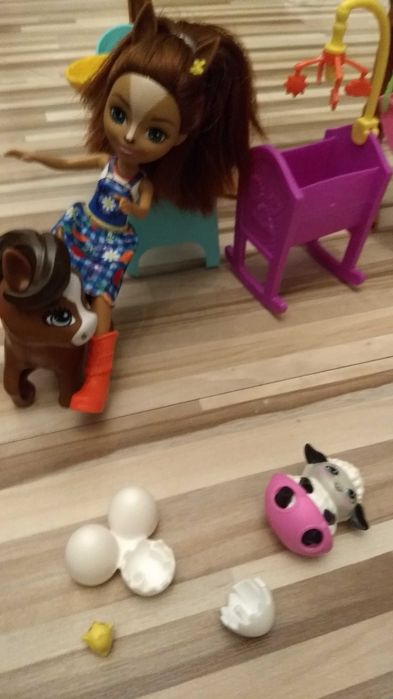 Zestaw laleczka Enchantimals.