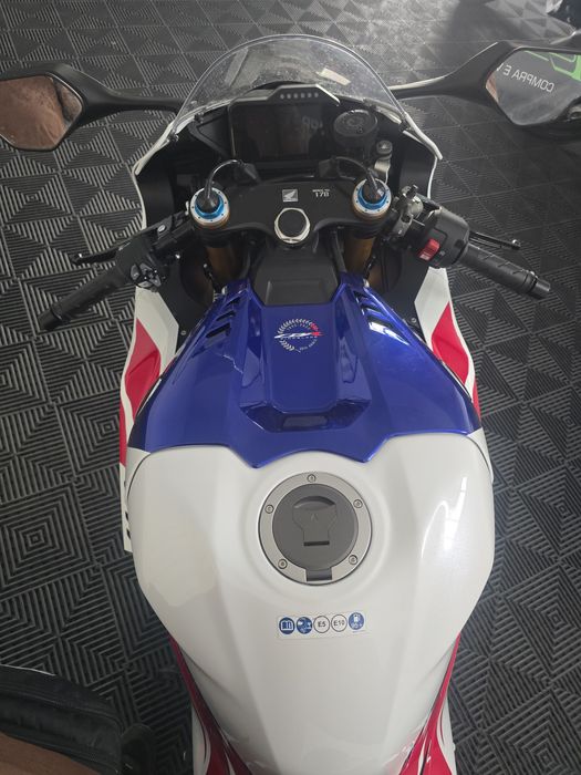 Honda cbr 1000rrr sp