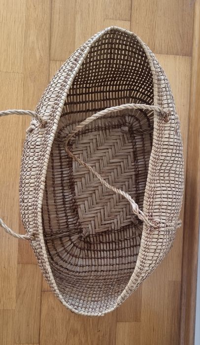 Cesto decorativo em cor natural