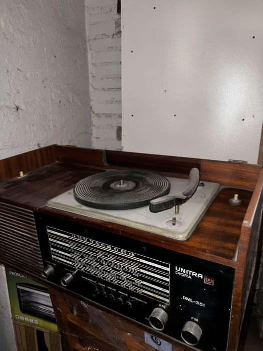 Radio gramofon UNITRA DIORA DML-351