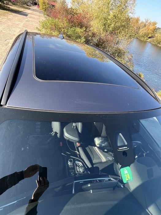 BMW 225xe гібрид та електро