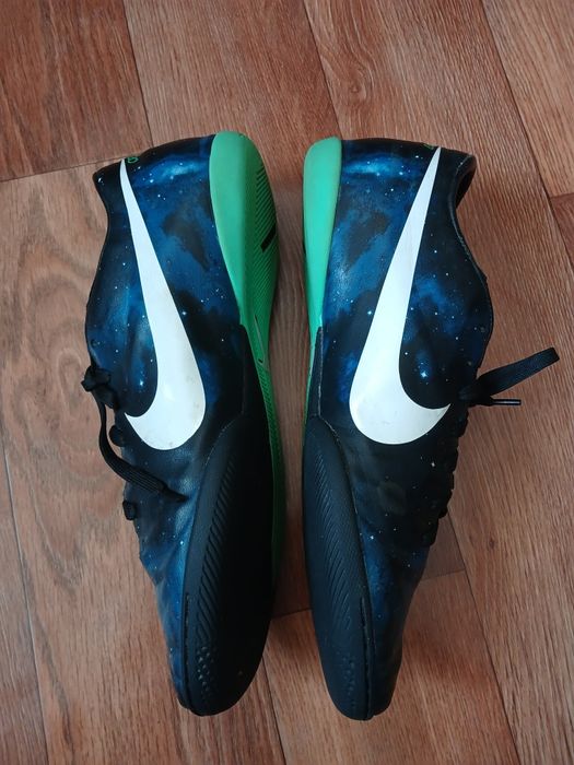 Футзалки Nike Mercurial Victory IV IC з колекції "Galaxy" (CR7 Edition) 2013