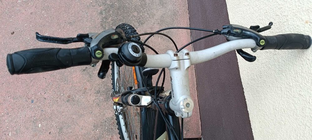 rower Magnum Elite Shimano Acera