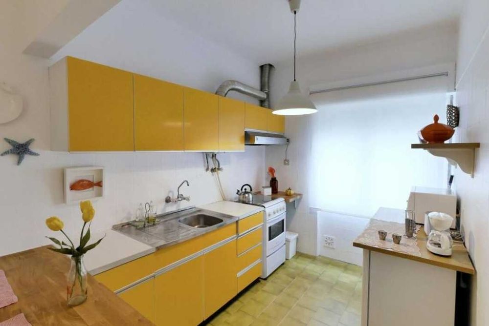 Colourful and spacious studio in Arroios