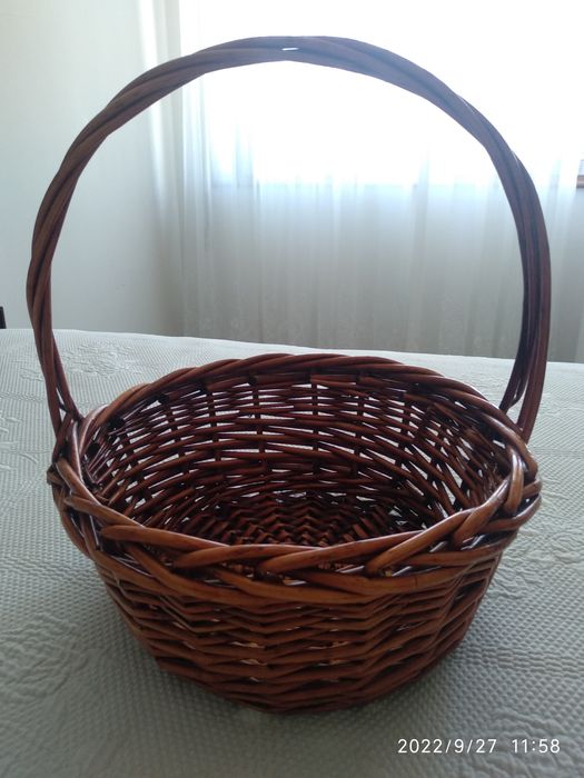 Wicker / Willow Baskets64387380745345121