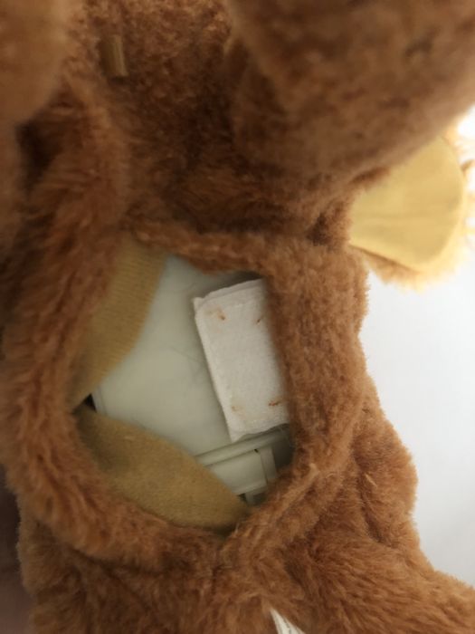 Люсі інтерактивна іграшка