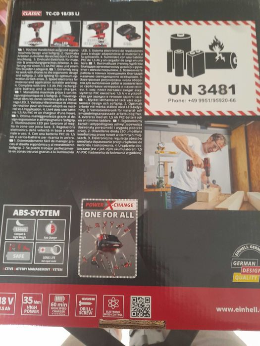 Máquina nova em caixa