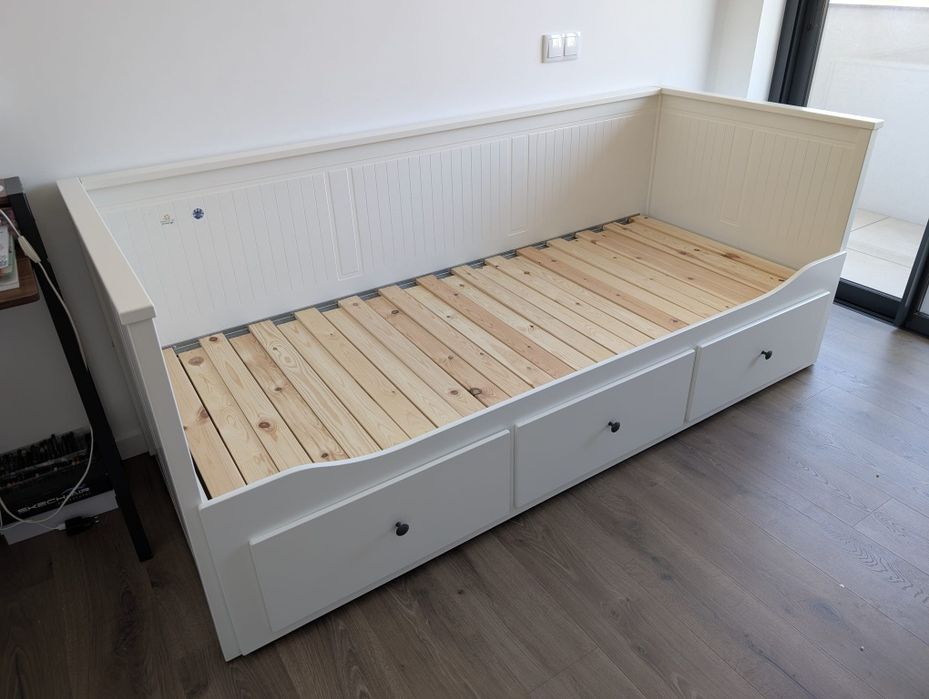 Cama individual/dupla com 3 gavetas e 2 colchõe-Usada