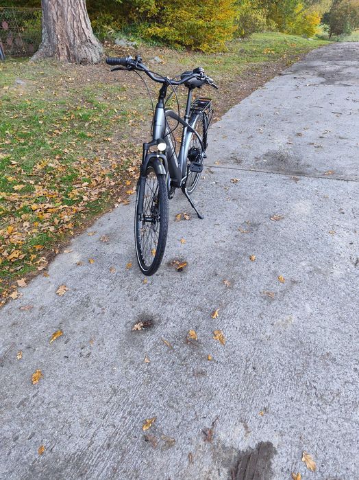 sprzedam rower elektryczny na gwarancji