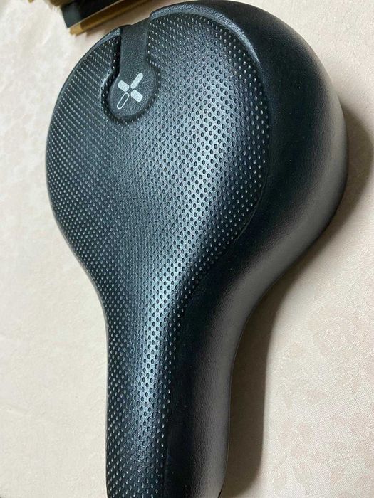 Selim assento de bicicleta super conforto novo