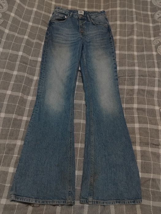 Джинси кльош розмір М 27