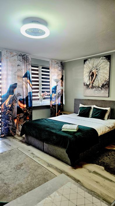 Apartament Centrum Doby Godziny Noclegi