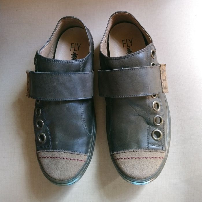 Sapatos FLY LONDON - Novos - 40