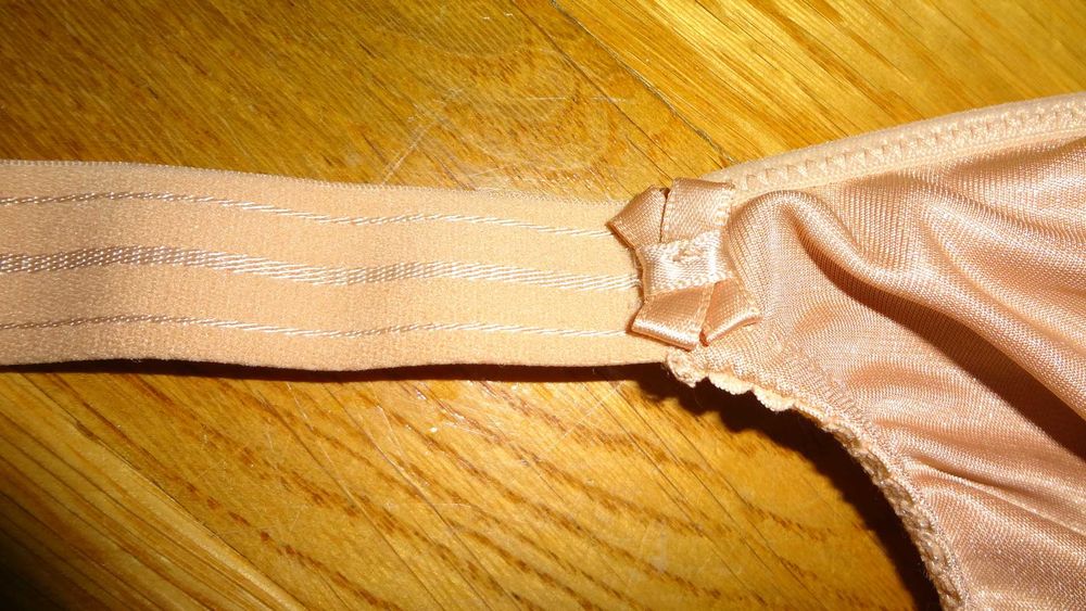 Biustonosz PrimaDonna Satin Seamless 85G nowy