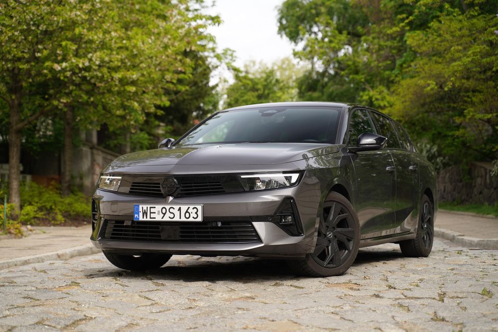 Opel Astra Sports Tourer 1.2T/130 KM – test 