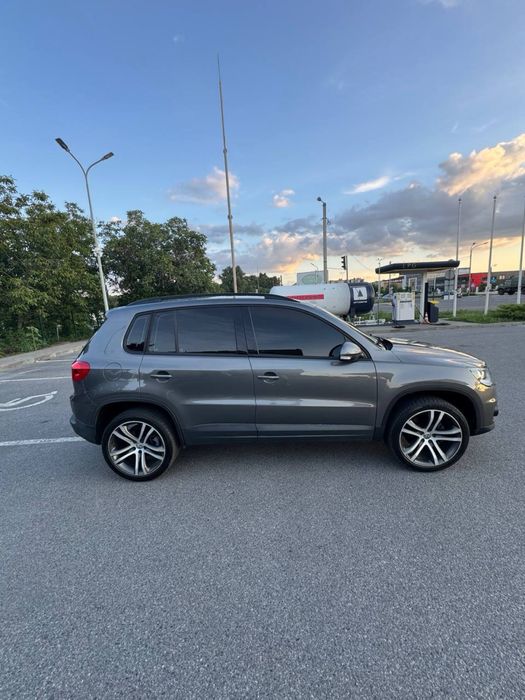 Volkswagen Tiguan 2.0 TSI