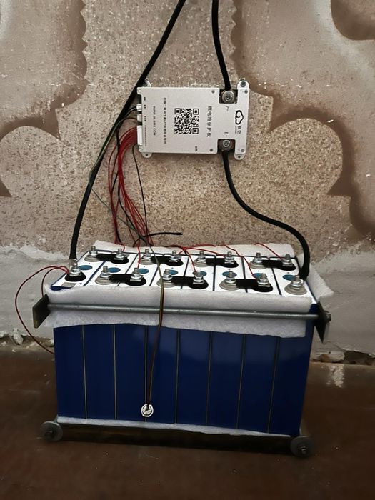 Інвертор Must 3.2кВтSmart BMS+батареї LifePot4 Ave 105Ah