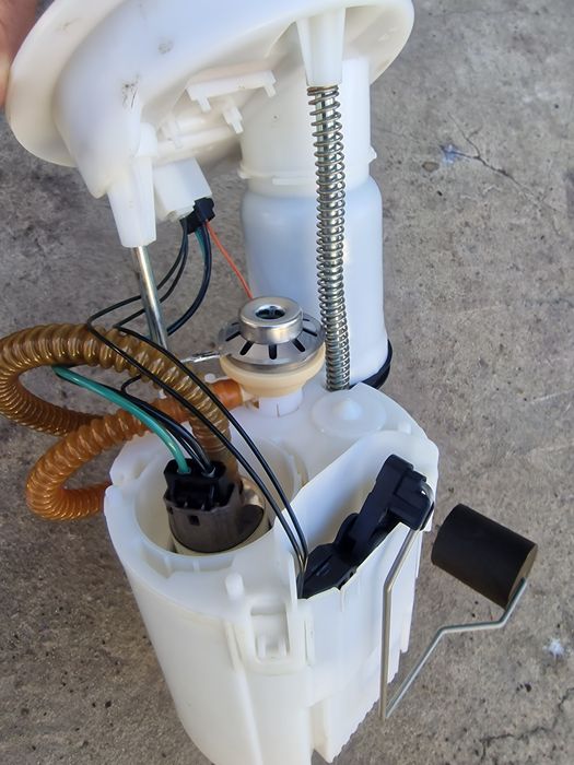 Паливний насос в зборі BMW F30 328I