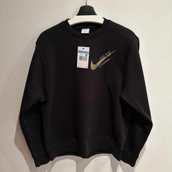 Nike Golden Swoosh Sweatshirt