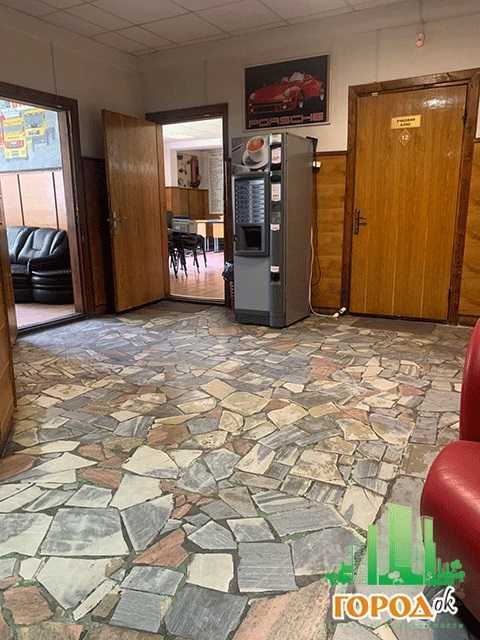 Офісне приміщення, кабінетна система, ПЗР