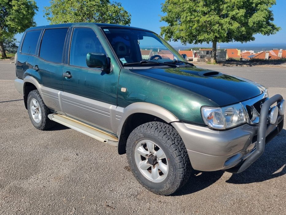 Terrano2 Longo 7 Lugares