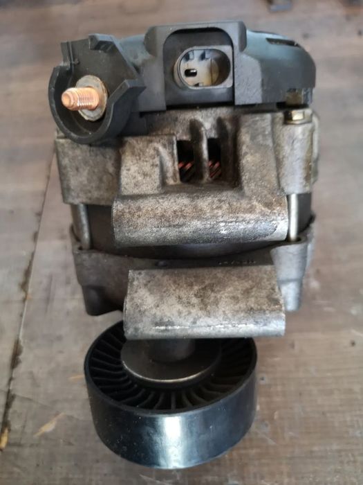 alternator denso 7550468 2.0i n43 bmw seria e90 e91 e92 e93 e81 e82 e87 e88