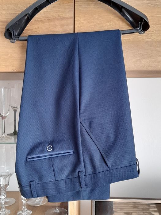 Garnitur granatowy - prawie nowy