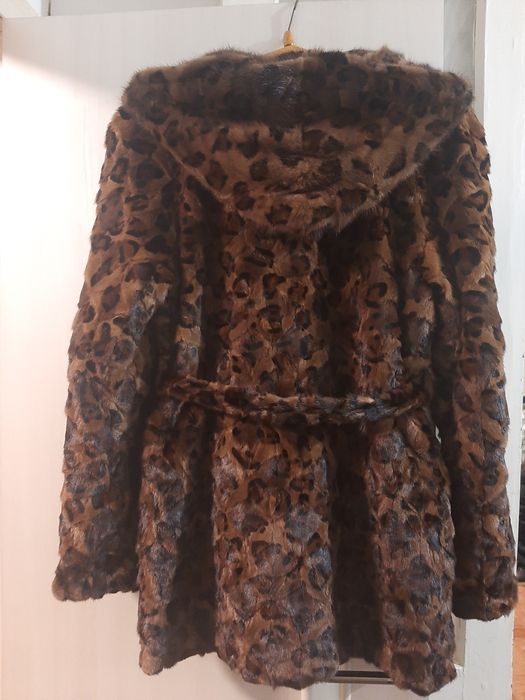 Продам норковую  шубу в хорошем состоянии