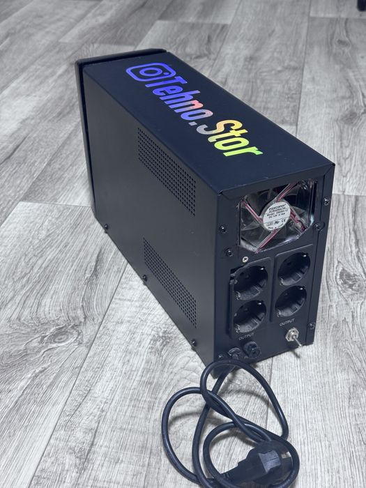 Зарядна станція Vinga VPC-2000M 2000VA/1200W + 2 акумулятори 12V 12Ah