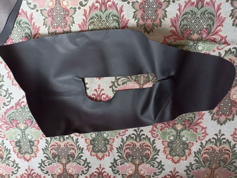 Комплект для перетяжки дверних карт Skoda A5