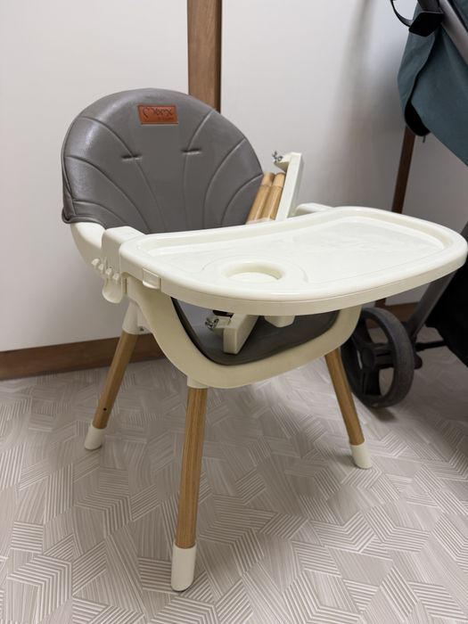 Продам дитячий стіл для годування