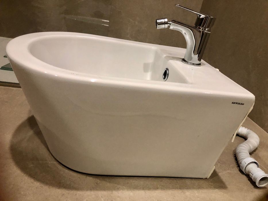 Conjunto de Bidé + Torneira