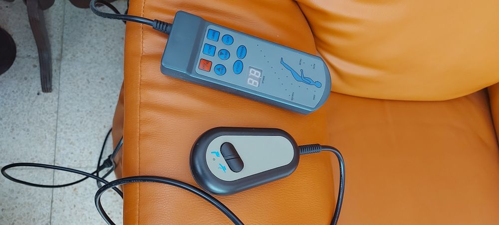 Sofá Individual com massagem e rebatimento eléctrico