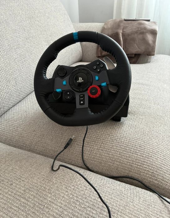 Volante G29 com pedais