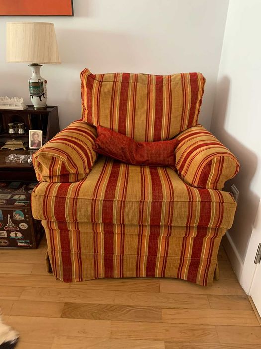 2 sofás pequenos (negociável]