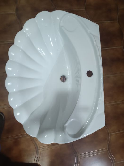 Louça cerâmica modelo Italiano GSI usado