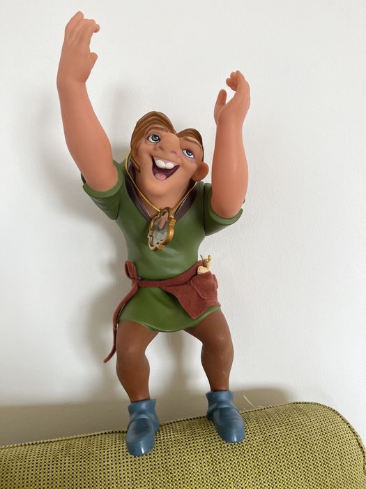 Figura o corcunda de Notre-Dame mattel