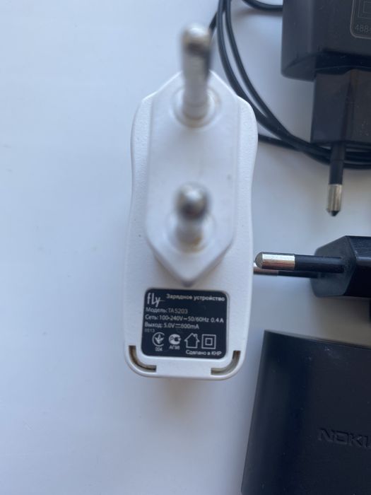 Зарядні та гарнітура 1 шт 86 грн