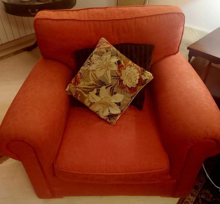 Sofá e poltrona sala