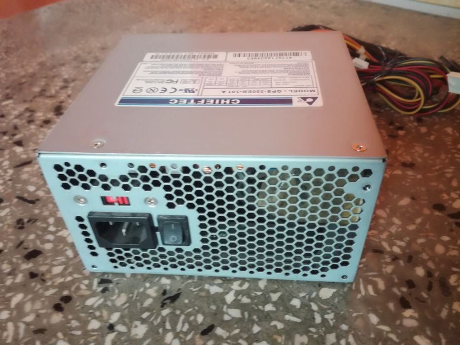 Zasilacz Chieftec GPS-350EB-101A Molex